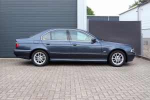 NF Automotive BMW-520i-Sedan-E39-2003-41NBNF-089.JPG