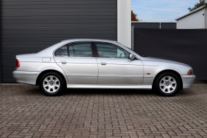 NF Automotive BMW-520i-Sedan-E39-2003-G264FT-167.JPG