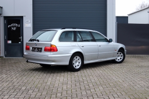 NF Automotive BMW-520i-Touring-E39-2001-G467GK-016.JPG