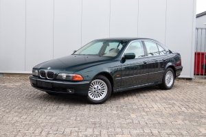 NF Automotive BMW-523i-Sedan-E39-10FBHS-186.JPG