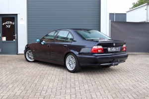 NF Automotive BMW-525i-Sedan-E39-14GPGD-015.JPG