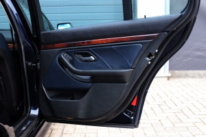 NF Automotive BMW-525i-Sedan-E39-14GPGD-045.JPG