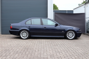 NF Automotive BMW-525i-Sedan-E39-14GPGD-074.JPG