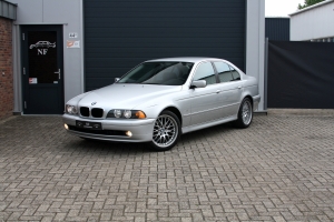 NF Automotive BMW-525i-Sedan-E39-2001-15GLHJ-001.JPG