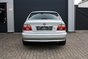 NF Automotive BMW-525i-Sedan-E39-2001-15GLHJ-026.JPG