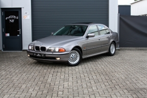 NF Automotive BMW-528i-Sedan-E39-1996-6KZL56-002.JPG