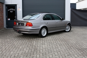 NF Automotive BMW-528i-Sedan-E39-1996-6KZL56-022.JPG