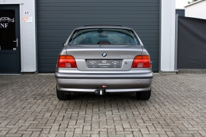 NF Automotive BMW-528i-Sedan-E39-1996-6KZL56-024.JPG