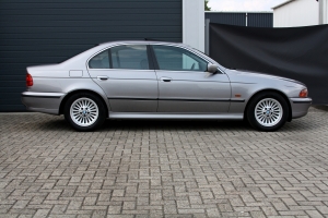 NF Automotive BMW-528i-Sedan-E39-1996-6KZL56-119.JPG