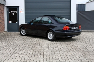 NF Automotive BMW-528i-Sedan-E39-1997-8SFL00-004.JPG