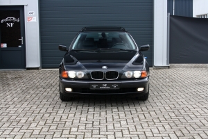 NF Automotive BMW-528i-Touring-E39-1999-009.JPG