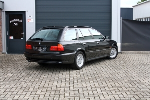 NF Automotive BMW-528i-Touring-E39-1999-018.JPG