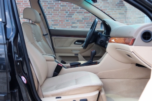 NF Automotive BMW-530i-Sedan-E39-2001-NJ640P-020.JPG