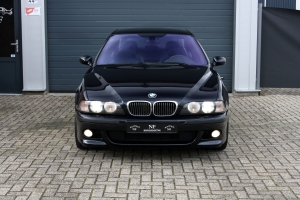 NF Automotive BMW-M5-E39-2000-007.JPG