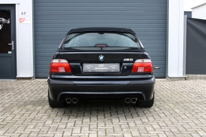 NF Automotive BMW-M5-E39-2000-022.JPG