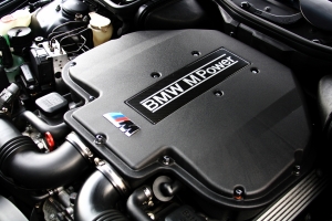 NF Automotive BMW-M5-E39-2000-111.JPG