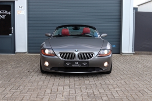 NF Automotive BMW-Z4-25i-E85-2004-95NNJR-006.JPG