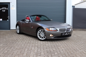 NF Automotive BMW-Z4-25i-E85-2004-95NNJR-008.JPG