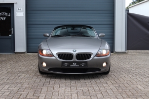 NF Automotive BMW-Z4-Roadster-22i-E85-2005-SV492J-002.JPG