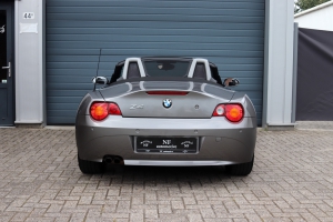 NF Automotive BMW-Z4-Roadster-22i-E85-2005-SV492J-006.JPG