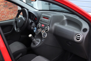 NF Automotive Fiat-Panda-100HP-2007-06XGLP-040.JPG