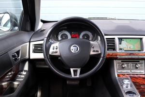 NF Automotive Jaguar-XF-X250-2009-87JND9-025.JPG
