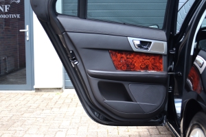 NF Automotive Jaguar-XF-X250-2009-87JND9-042.JPG