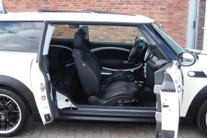 NF Automotive MINI-Clubman-Cooper-R55-2009-2930-034.JPG