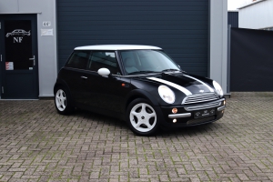 NF Automotive MINI-Cooper-R50-76JJZ4-003.JPG