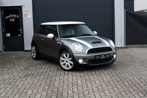 NF Automotive MINI-Cooper-S-R56-2008-054.JPG