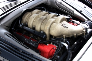 NF Automotive Maserati-Spyder-4200-2004-060.JPG