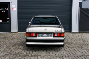 NF Automotive Mercedes-Benz-190E-2.3-16v-W201-1986-016.JPG