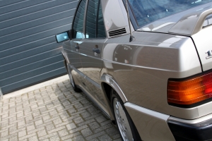 NF Automotive Mercedes-Benz-190E-2.3-16v-W201-1986-026.JPG
