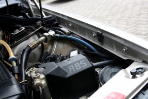 NF Automotive Mercedes-Benz-190E-2.3-16v-W201-1986-202.JPG