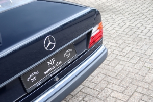 NF Automotive Mercedes-Benz-200E-W124-1992-048.JPG