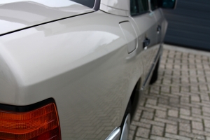 NF Automotive Mercedes-Benz-280E-W124-1992-088.JPG