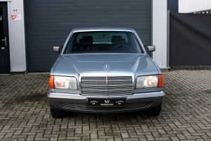 NF Automotive Mercedes-Benz-500SE-W126-1980-003.JPG