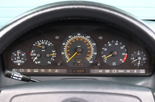 NF Automotive Mercedes-Benz-500SL-R129-1991-TF395D-057.JPG