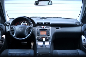 NF Automotive Mercedes-Benz-C32-Combi-S203-2003-79LVZH-027.JPG