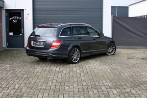 NF Automotive Mercedes-Benz-C320CDI-Estate-W204-2008-020.JPG