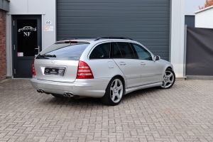 NF Automotive Mercedes-Benz-C55-AMG-Estate-2004-022.JPG