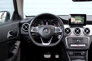 NF Automotive Mercedes-Benz-CLA180-SB-2017-6904-008.JPG