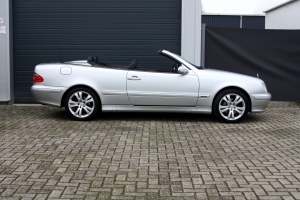 NF Automotive Mercedes-Benz-CLK200-Kompressor-Cabriolet-C208-2001-097.JPG