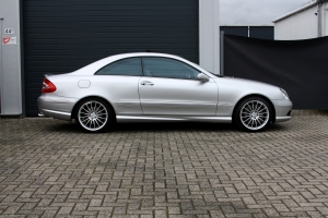 NF Automotive Mercedes-Benz-CLK500-C209-2002-101.JPG