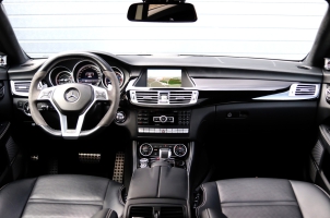 NF Automotive Mercedes-Benz-CLS63-AMG-SB-W218-2013-HBR08V-007.JPG