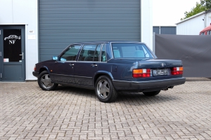 NF Automotive Mercedes-Benz-E200-Sedan-W211-2003-H216KN-017.JPG