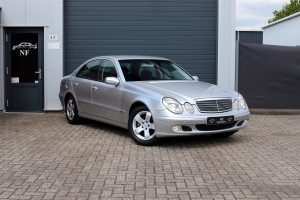 NF Automotive Mercedes-Benz-E200-Sedan-W211-2003-H216KN-081.JPG