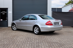 NF Automotive Mercedes-Benz-E200-Sedan-W211-2003-H216KN-083.JPG