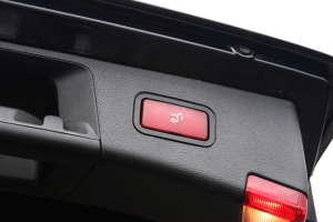NF Automotive Mercedes-Benz-E350CGI-S212-2010-9SKS81-052.JPG