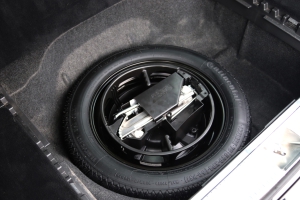 NF Automotive Mercedes-Benz-E350CGI-S212-2010-9SKS81-057.JPG